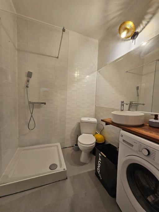Heart Of City Center 4Br 2Bath 10 Pers Бухарест Экстерьер фото