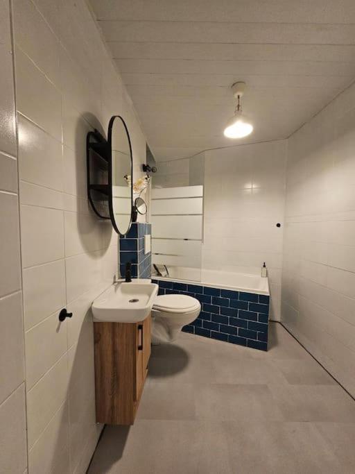 Heart Of City Center 4Br 2Bath 10 Pers Бухарест Экстерьер фото