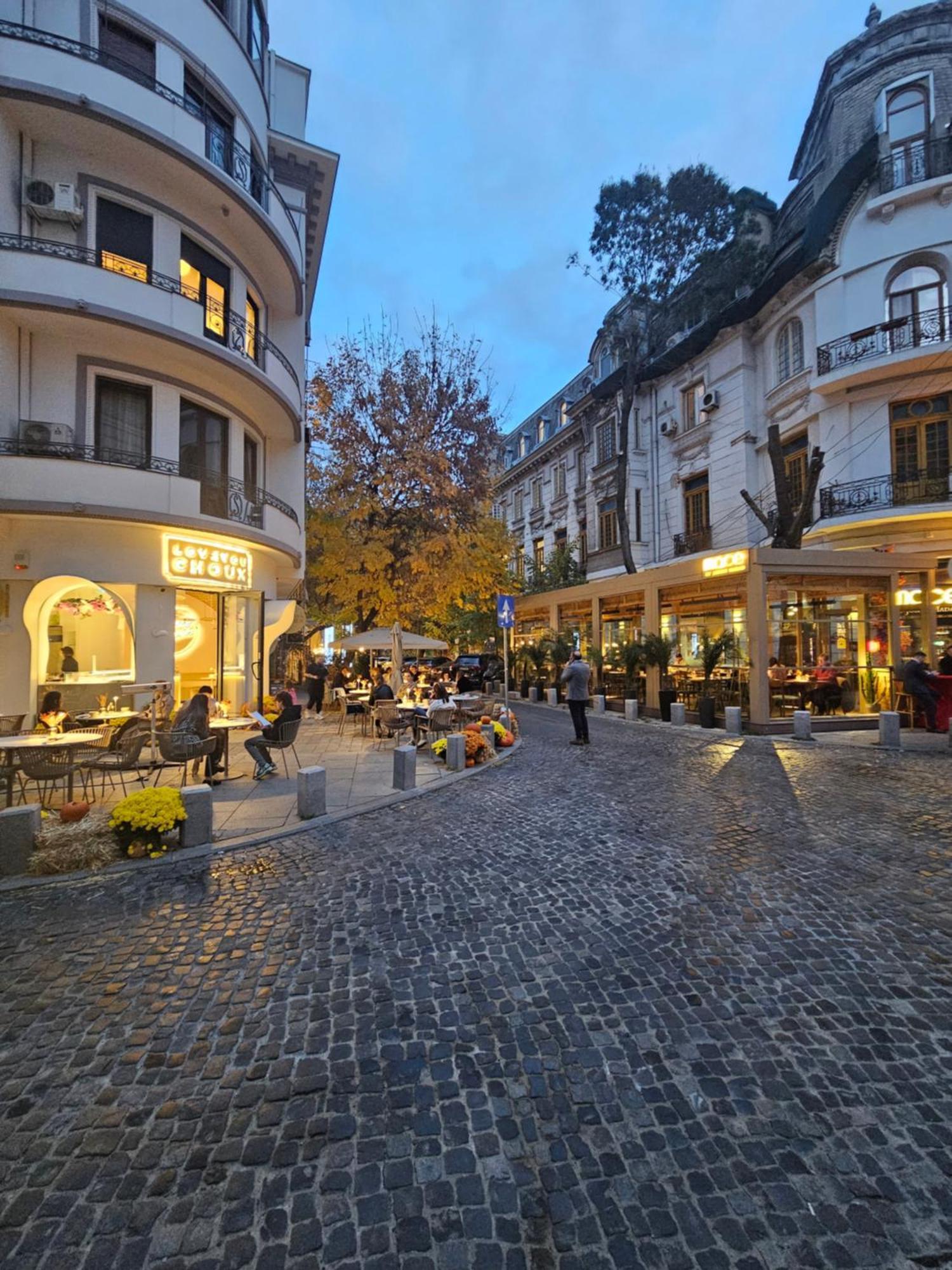 Heart Of City Center 4Br 2Bath 10 Pers Бухарест Экстерьер фото